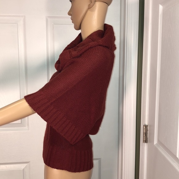 Derek Heart Maroon Sweater. L - Picture 3 of 6